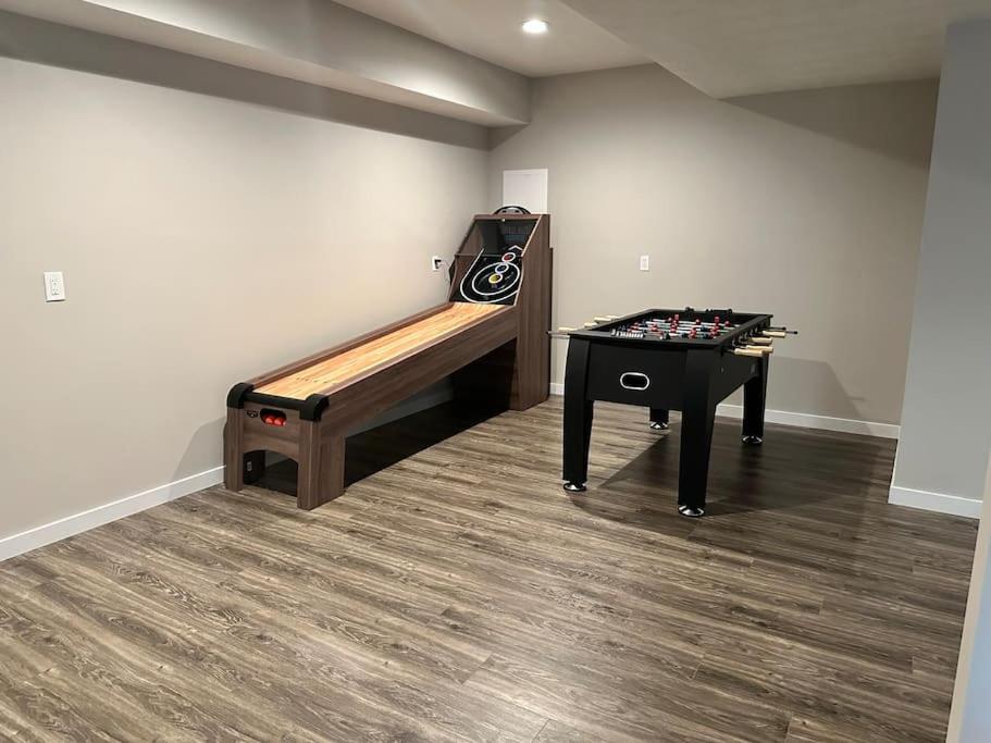 Suite 2 Butler Екстериор снимка